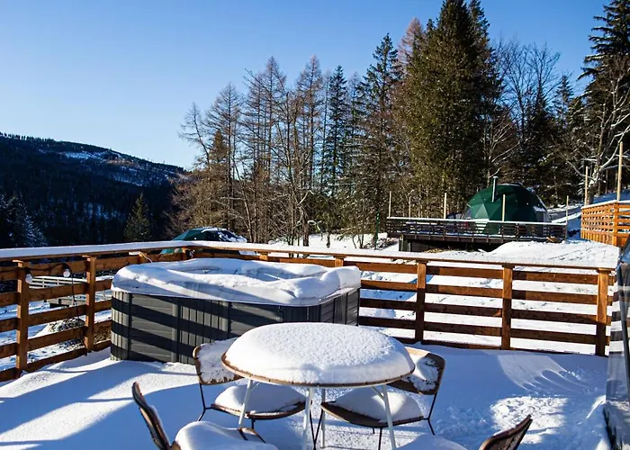 Bunny Glamp Οργανωμένο κάμπινγκ Korbielów