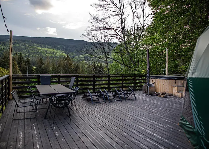 Bunny Glamp Οργανωμένο κάμπινγκ